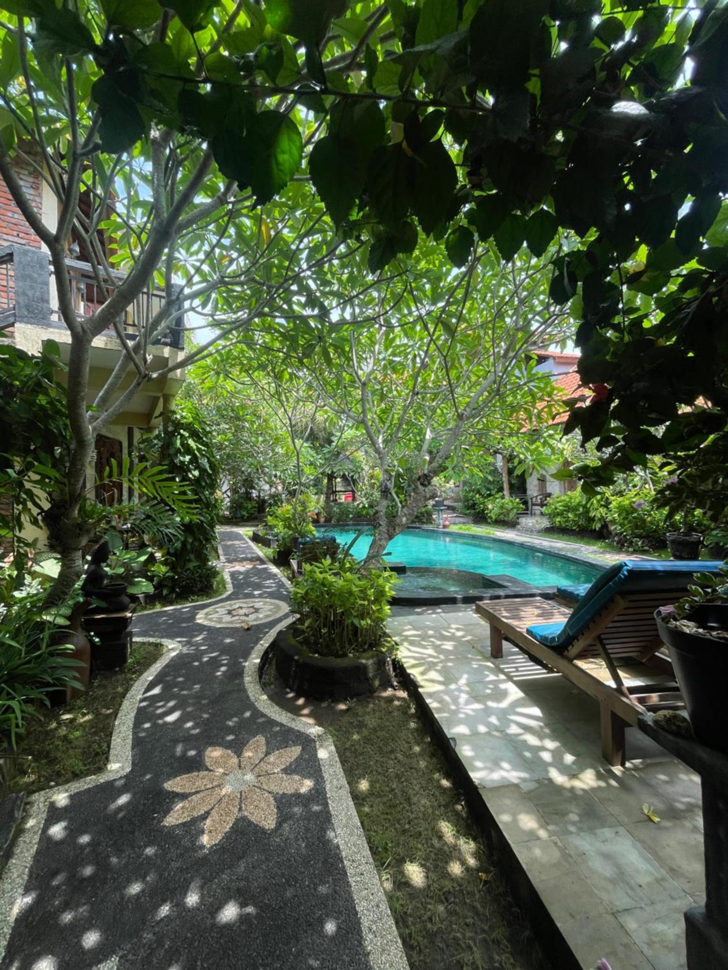 Satria Bungalow Uluwatu Exterior foto